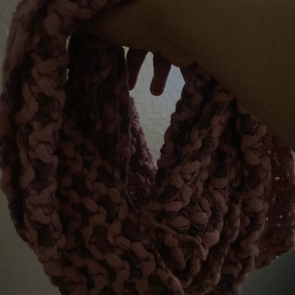 Scarf 🧣 hand made from china - Picture 8 of 10